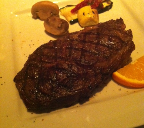 Stevens Steak & Seafood House - Commerce, CA. Rib eye