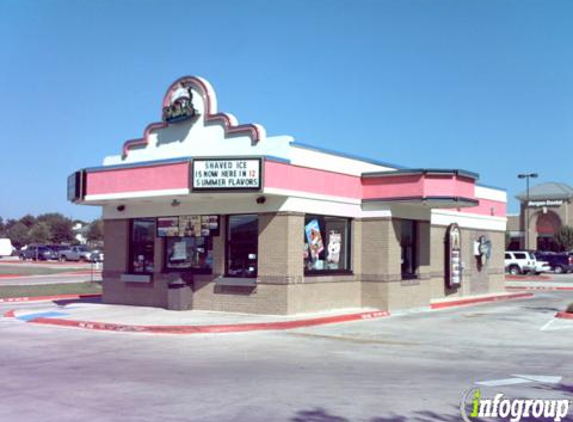 Shake's Frozen Custard - Cedar Park, TX