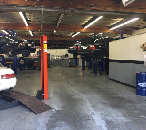 Luxury Motorworks - Monrovia, CA. The Shop