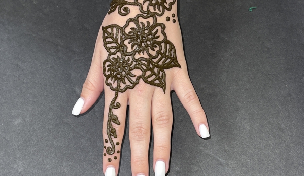 Egyptian Henna Tattoos, Hair Wraps & Airbrush Tattoos - Kissimmee, FL