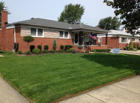 Classy Cuts Landscaping LLC - St. Clair Shores, MI