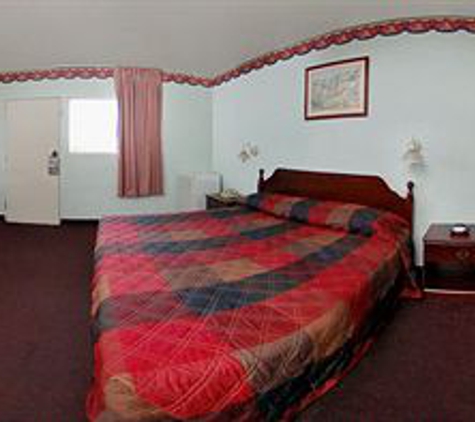 Econo Lodge - Macon, GA