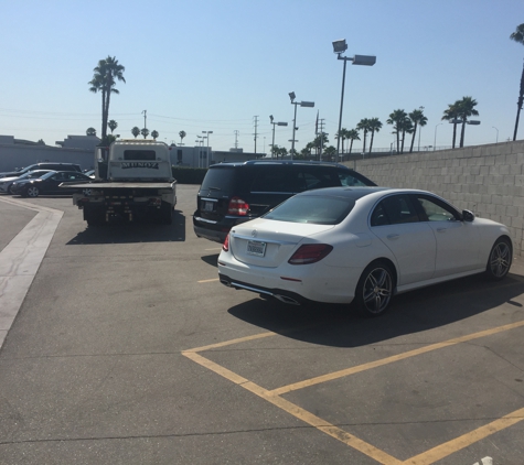 Munoz Towing - Paramount, CA