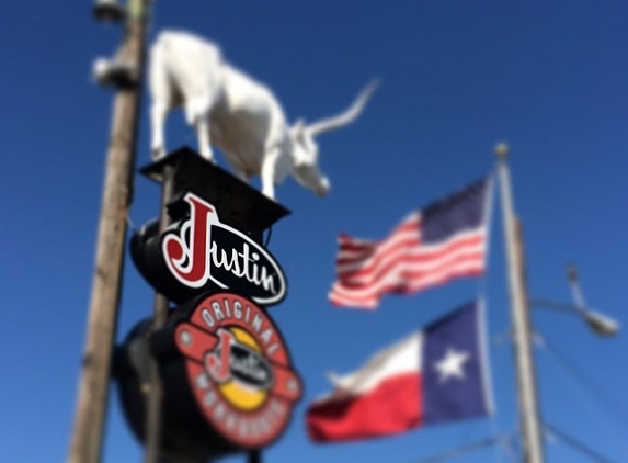 Justin Discount Boots & Cowboy Outfitters - Justin, TX