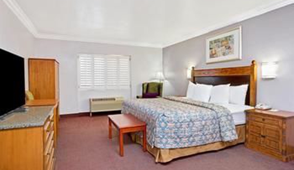 Days Inn by Wyndham West Covina - West Covina, CA