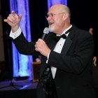 Auctioneer John Kunkle