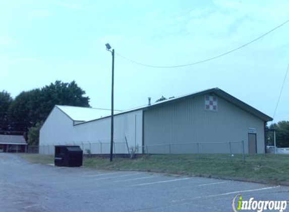 Lewis Feed & Western Store - Gastonia, NC