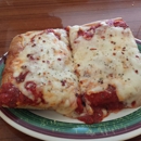 Tomatoes Pizzeria - Pizza