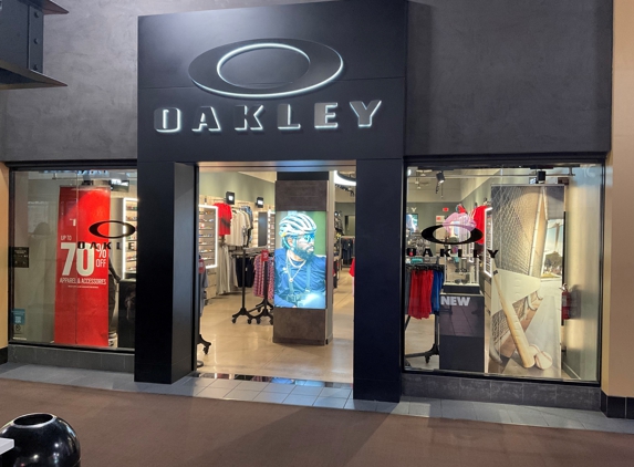 Oakley Vault - Las Vegas, NV