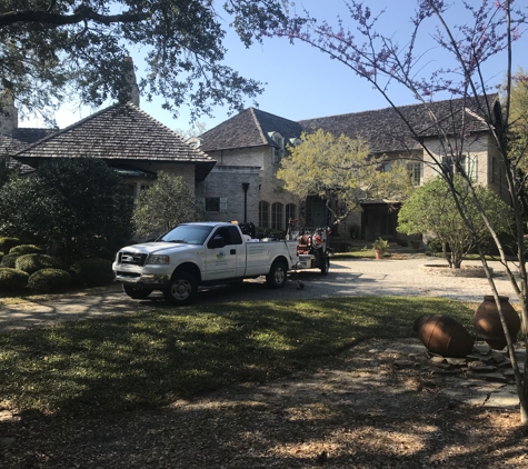 Glass and Grass - Fernandina Beach, FL. We handle both Large and small properties