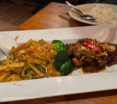 Bandung Indonesian Restaurant - Madison, WI