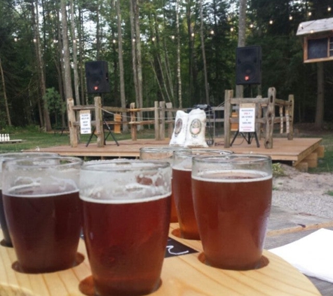 Hop Lot Brewing Company - Suttons Bay, MI