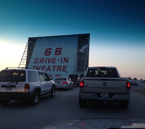 66 Drive-In Theatre - Carthage, MO