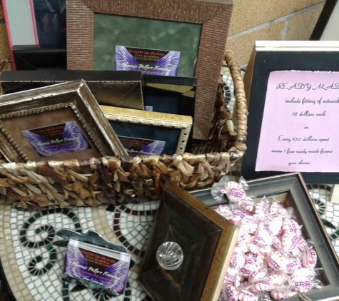 Phoenix Picture Framing - Bend, OR