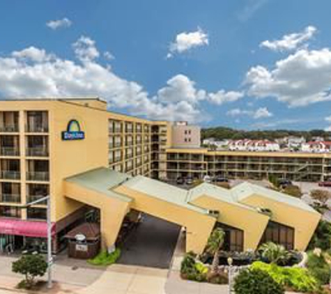 Days Inn by Wyndham Virginia Beach At The Beach - Virginia Beach, VA