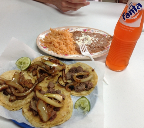 Panaderia Y Taqueria Casa - Orlando, FL