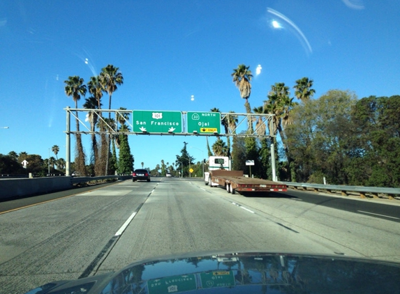 Starbucks Coffee - Malibu, CA