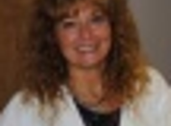 Loree Schweiger Nicholas, DDS - Glen Ellyn, IL