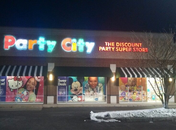 Party City - Shorewood, IL