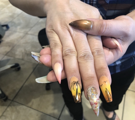 L A Nails - Glendale, AZ