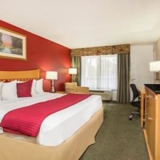 Ramada - Warner Robins, GA