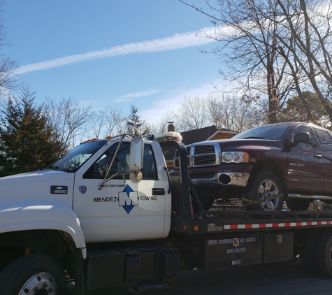 Mendez Towing - Independence, MO