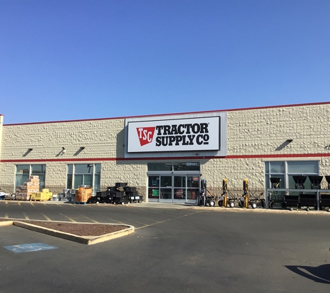 Tractor Supply Co - Sunnyside, WA