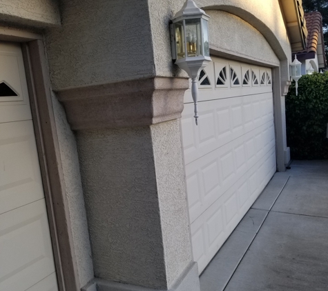 Garage Door Won't Go Down - Carmichael, CA