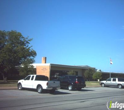 Haltom Middle School - Haltom City, TX