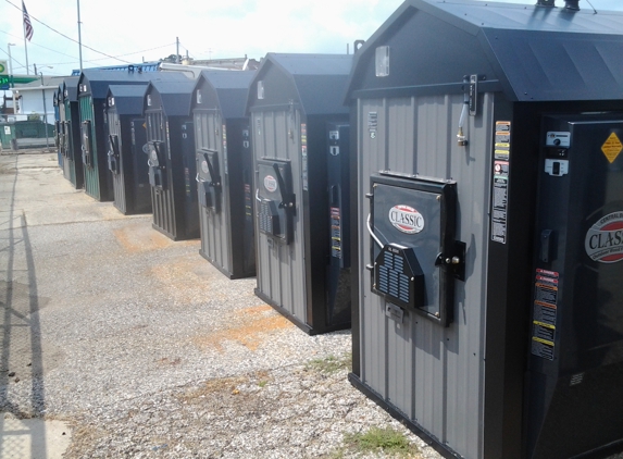 Hettinger’s Backyard & Power Store - Galesburg, MI