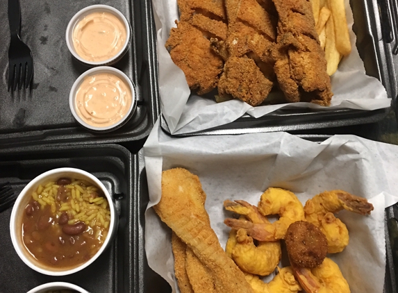 Sam's Southern Eatery - Shreveport, LA