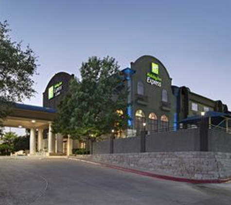 Holiday Inn Express & Suites Cedar Park (Nw Austin) - Cedar Park, TX