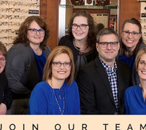 Advanced Family Eyecare - Waupaca, WI