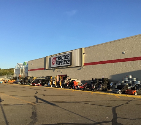 Tractor Supply Co - Canton, OH