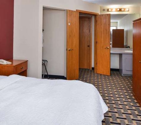 America's Best Value Inn - Moline, IL