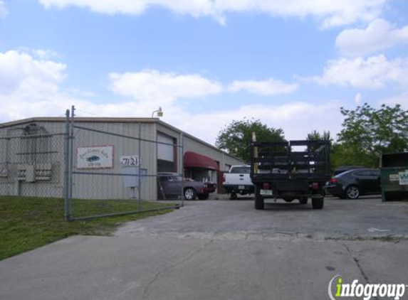 Ultimate Auto Collision Center - Winter Park, FL