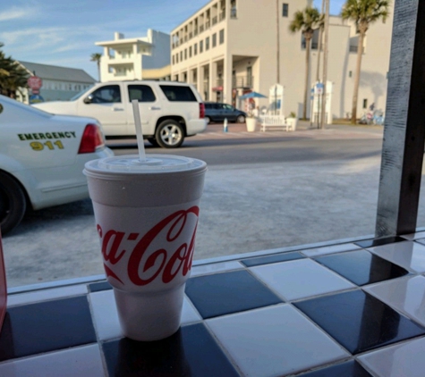 Pickle's Snack Station - Santa Rosa Beach, FL