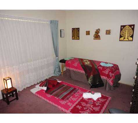 Essence of Thailand - Authentic Thai Massage - Melton South, VIC