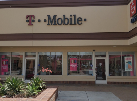 T-Mobile - Fullerton, CA