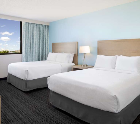 Embassy Suites by Hilton Tampa Airport Westshore - Tampa, FL