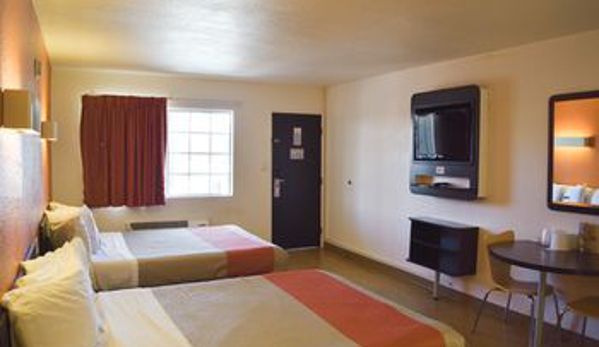 Motel 6 - San Diego, CA