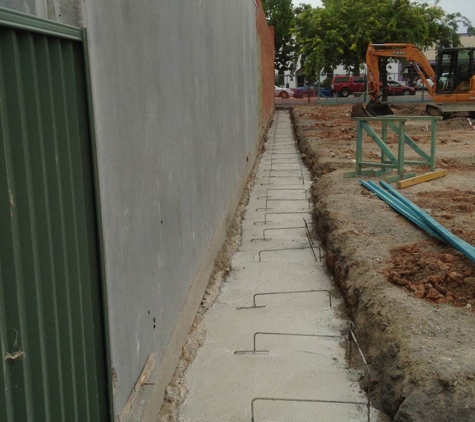 Calandro Excavations P/L - Shepparton East, VIC. Commercial foundation
