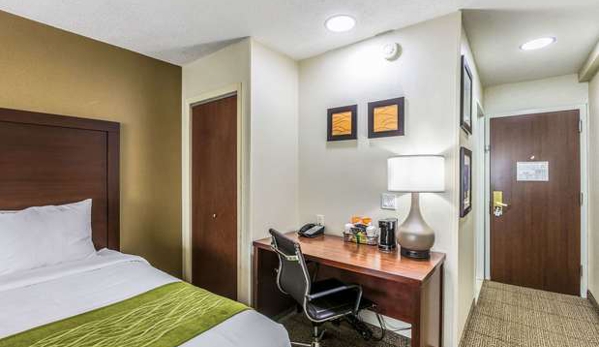 Comfort Inn Medford-Long Island - Medford, NY