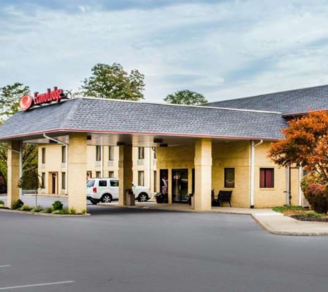 Econo Lodge - Mifflintown, PA