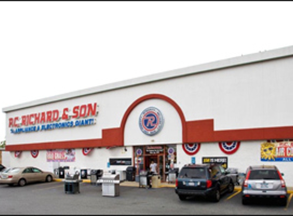 P.C. Richard & Son - Plainview, NY