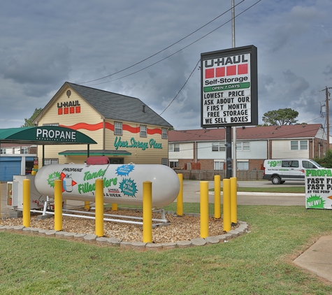 U-Haul Moving & Storage of College Park at Godby Rd - College Park, GA