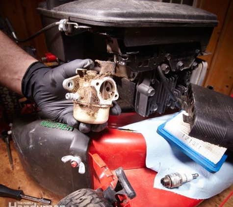 wayne small engine and lawn equipment repair - Clarksville, TN