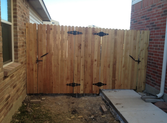 Fischer's Fencing & Handyman Services - Springtown, TX