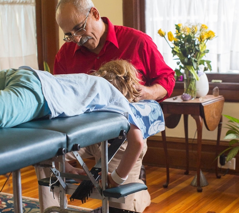 Family Network Chiropractic - Kingston, NY