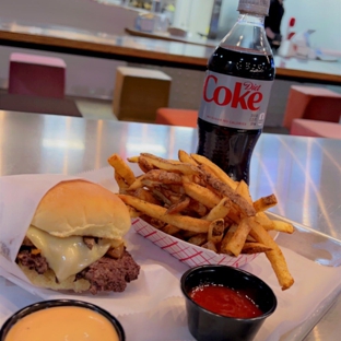 Burger 21 - Arlington, VA